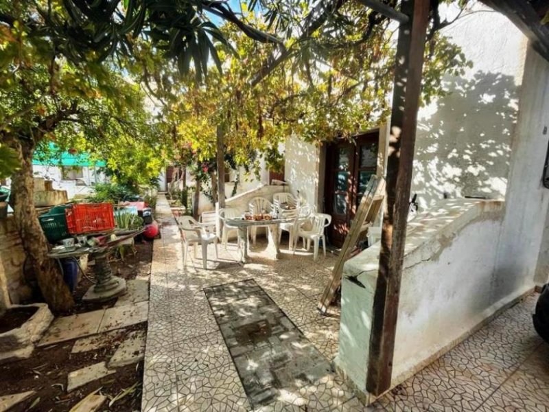 Makry Gialos Südostkreta, Makry Gialos: Apartmentkomplex zur Renovierung zu verkaufen Gewerbe kaufen